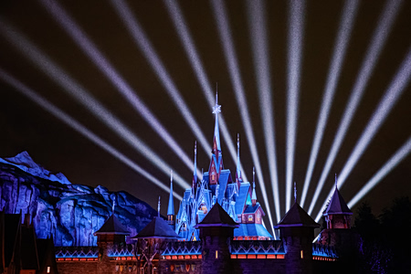 World of Frozen: Το βασίλειο της Αρεντέλ ζωντανεύει στο Παρίσι