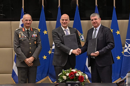 Συνεργασία ΥΠΕΘΑ – Ευρωπαϊκής Τράπεζας Επενδύσεων για 40 στρατόπεδα-κλειδιά