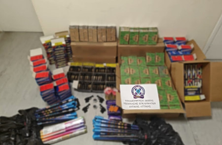 Eπιχείρηση «Spark-Down» ενόψει Πάσχα: 100.000 παράνομες κροτίδες στα χέρια των αρχών