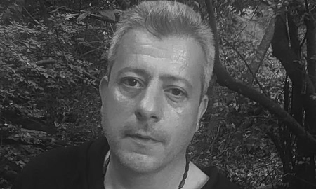 Πέθανε ο δημοσιογράφος Νίκος Παπαδάκος