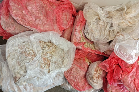 Κατασχέθηκαν 11 τόνοι ακατάλληλων κρεάτων που θα έβγαιναν στην αγορά