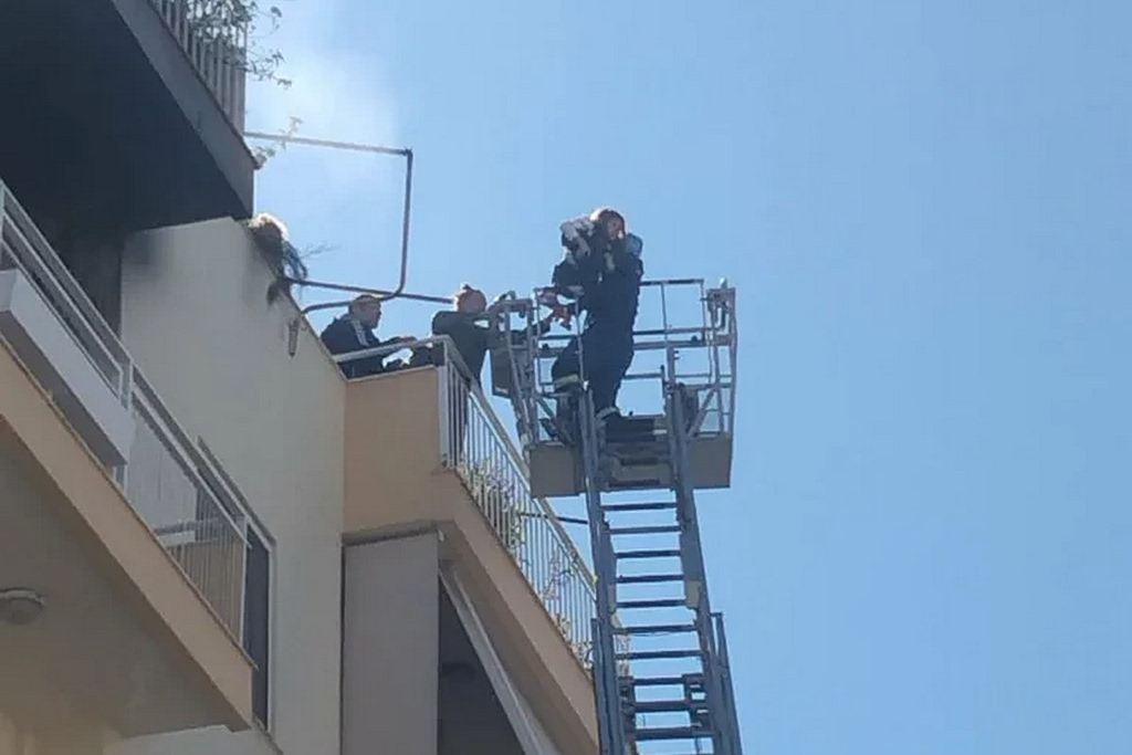 Τραγωδία στην Πάτρα: Γυναίκα έχασε τη ζωή της μετά από φωτιά