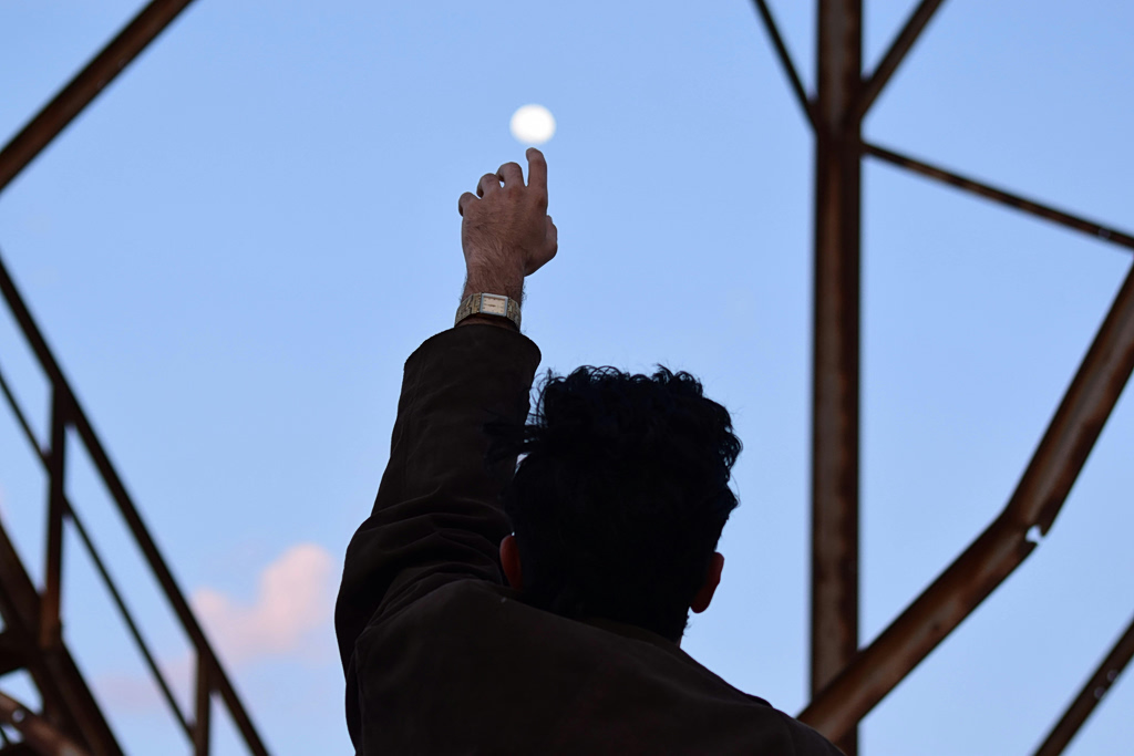 Από τη Μαβίλη ως τη Σελήνη