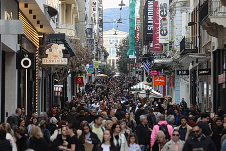 Μεγάλο Σάββατο: Ποιες ώρες είναι ανοιχτά τα καταστήματα και τα σούπερ μάρκετ