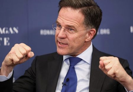 Νέο σημείο τριβής ΝΑΤΟ, Τραμπ: «Όχι» της συμμαχίας στον αποκλεισμό των Στενών του Ορμούζ