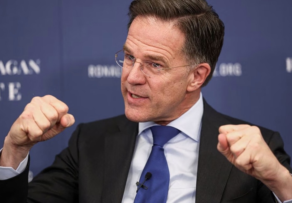 Νέο σημείο τριβής ΝΑΤΟ, Τραμπ: «Όχι» της συμμαχίας στον αποκλεισμό των Στενών του Ορμούζ