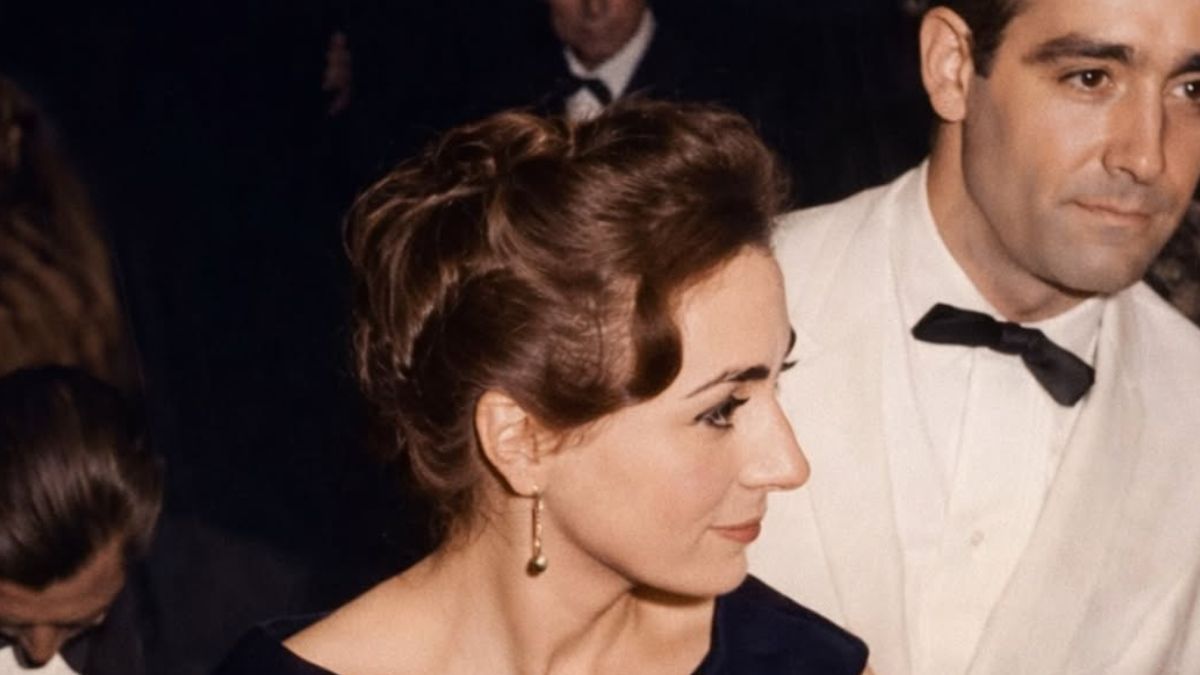 A touch of class: Η Έλλη Λαμπέτη και ο Μιχάλης Νικολινάκος στο φεστιβάλ Καννών το 1958