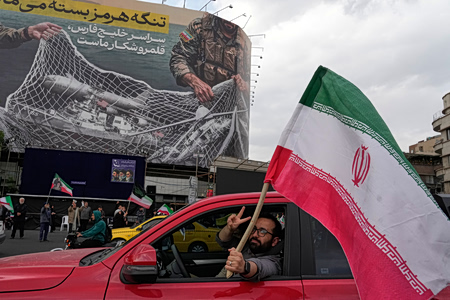 Διπλό διπλωματικό παιχνίδι σε Ιράν και Λίβανο - Παζάρι για ουράνιο, αφοπλισμός για Χεζμπολάχ