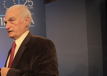 Μανώλης Μαυρομμάτης: «Πέρασα 3,5 χρόνια σε 4 τοίχους» – Τι είπε για τον χαμό της γυναίκας του