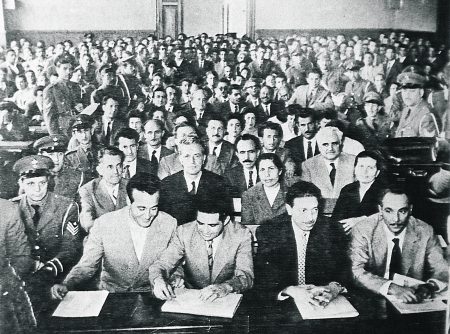 Οταν η ΚΥΠ πανηγύριζε για τη σύλληψη Φλωράκη – Τα απόρρητα έγγραφα, ο Μπελογιάννης και οι πράκτορες