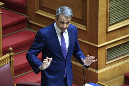 Μπρα ντε φερ Μητσοτάκη-Ανδρουλάκη στη Βουλή: Η κριτική, η αντιπαράθεση και οι αιχμές