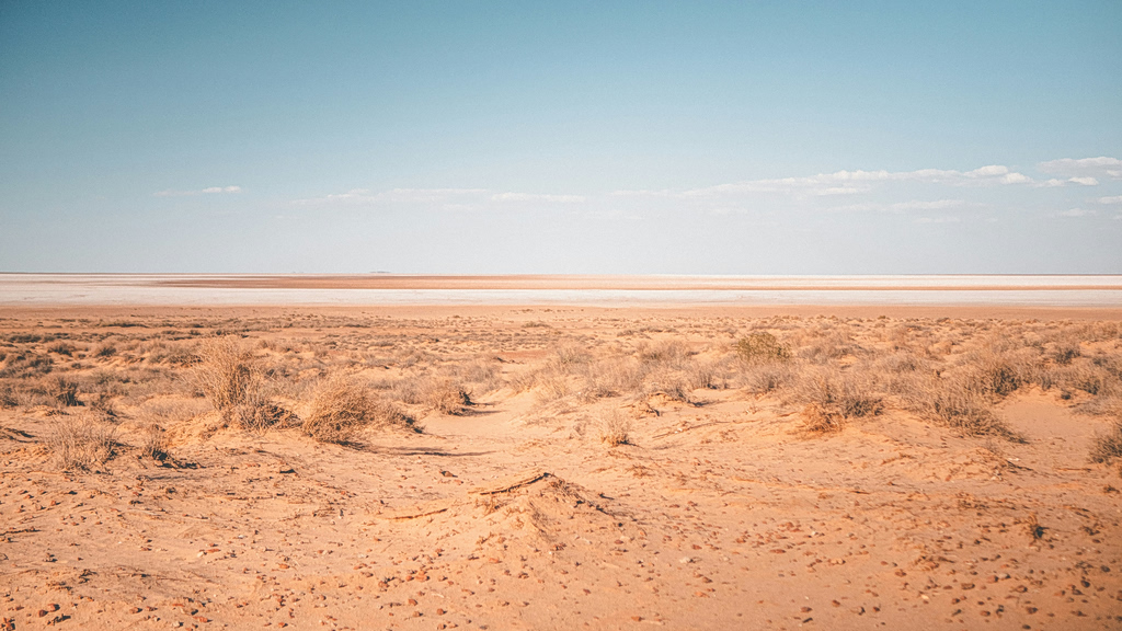 Μια ηλιοκαμένη χώρα