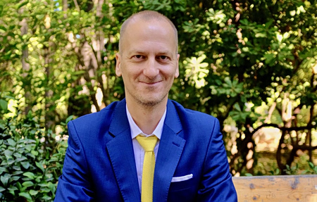 Θεοφάνης Τάσης: Η ψηφιακή αθανασία και ο άνθρωπος του πυριτίου