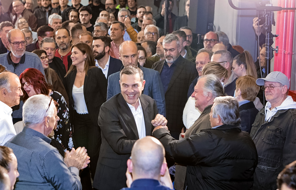 Τι ετοιμάζει ο Αλέξης Τσίπρας – Οι παρασκηνιακές κινήσεις