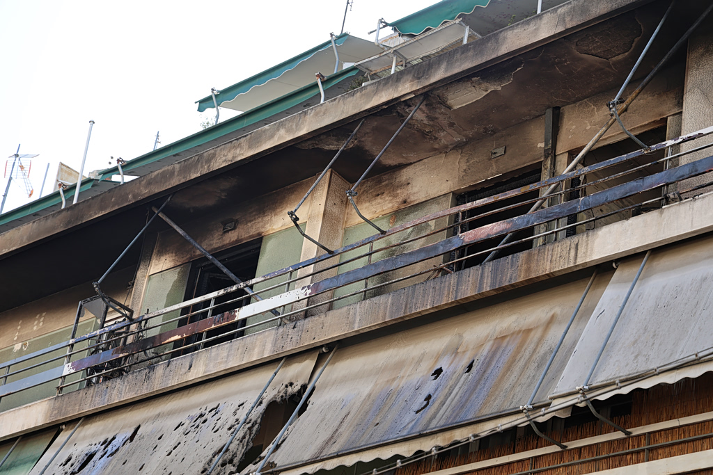 Κολωνός: «Καιγόμαστε, βοήθεια» – Ανατριχιάζουν οι μαρτυρίες για τους νεκρούς, πώς ξεκίνησε η φωτιά