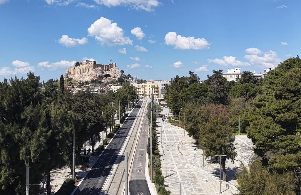 Βασιλίσσης Όλγας: Μετωπική σύγκρουση Μητσοτάκη – Δούκα