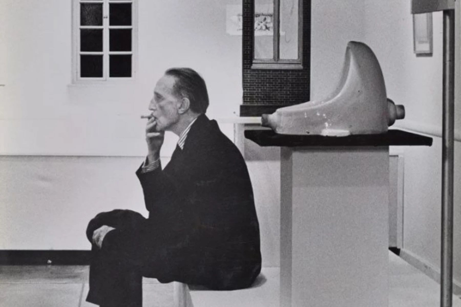 Marcel Duchamp- Το 1917, μετέτρεψε ένα ουρητήριο σε έργο τέχνης. Ακόμα το συζητάμε