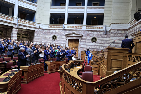 Ατμόσφαιρα ανταρσίας στα γαλάζια έδρανα - «Λάθος από την αρχή μέχρι το τέλος»