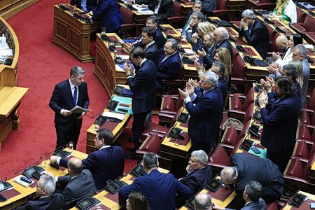 Η σκιώδης κυβέρνηση του ΠαΣοΚ: Τα πρόσωπα-κλειδιά που θα «μαρκάρουν» στενά το Μαξίμου