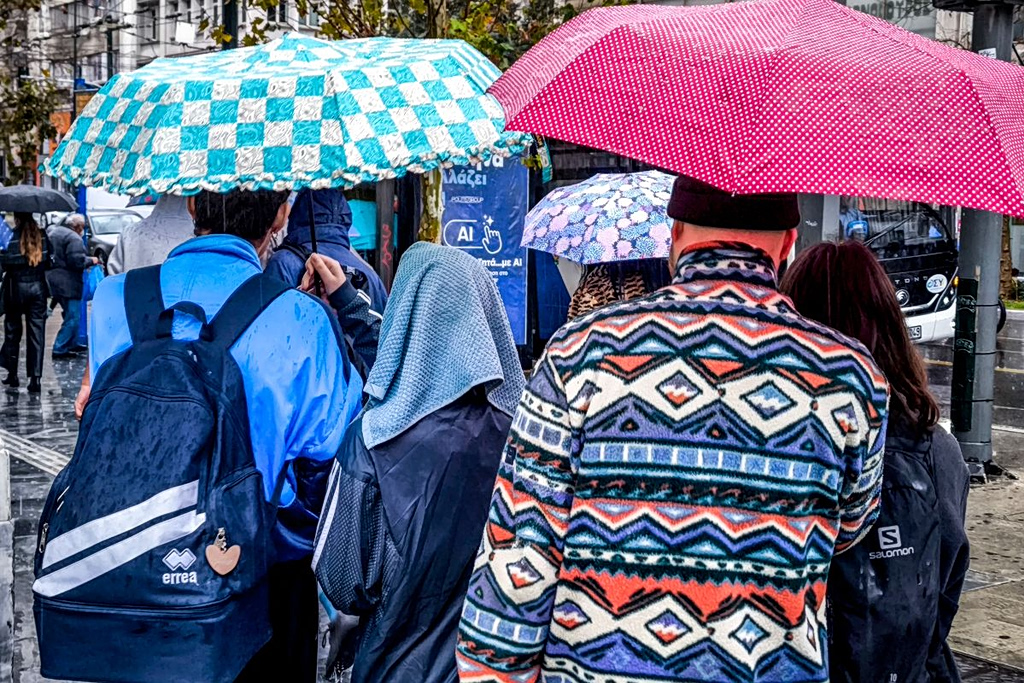 Καιρός: Έρχονται πτώση θερμοκρασίας και καταιγίδες