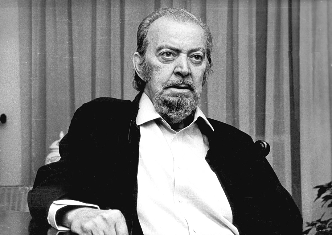 Τάσος Λειβαδίτης: Ο ποιητής του έρωτα και της επανάστασης, έφτιαχνε τέχνη από κομμάτια της καρδιάς του