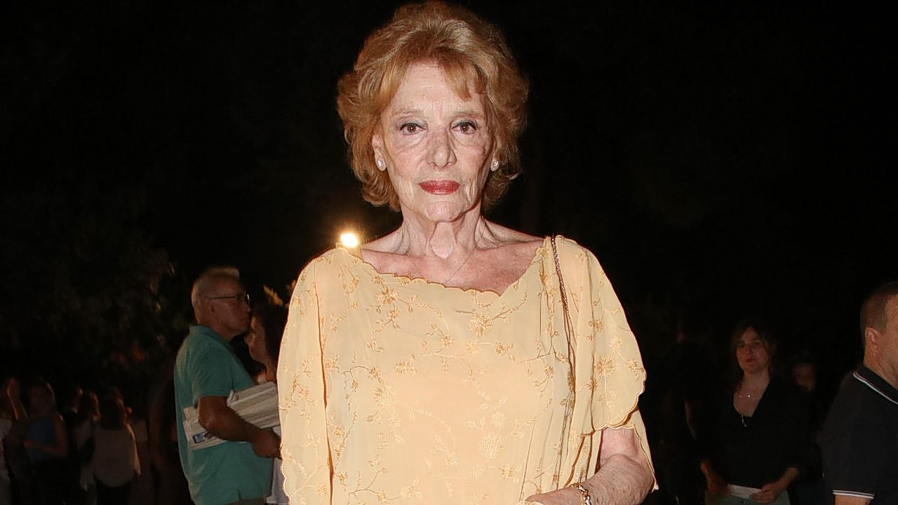 Μάρω Κοντού: «Ο τελευταίος μου έρωτας ήταν στα 67» – Η σπάνια εξομολόγησή της για τις σχέσεις και τη ζωή