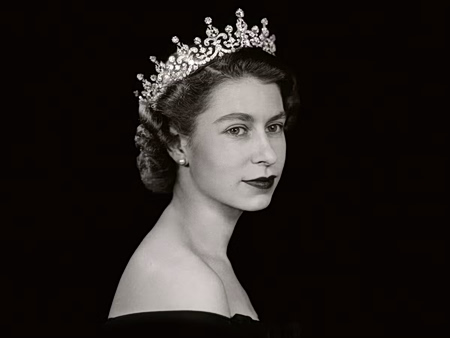 100 χρόνια από τη γέννηση της Ελισάβετ Β’: Η βασίλισσα που καθρέφτισε τον 20ο αιώνα