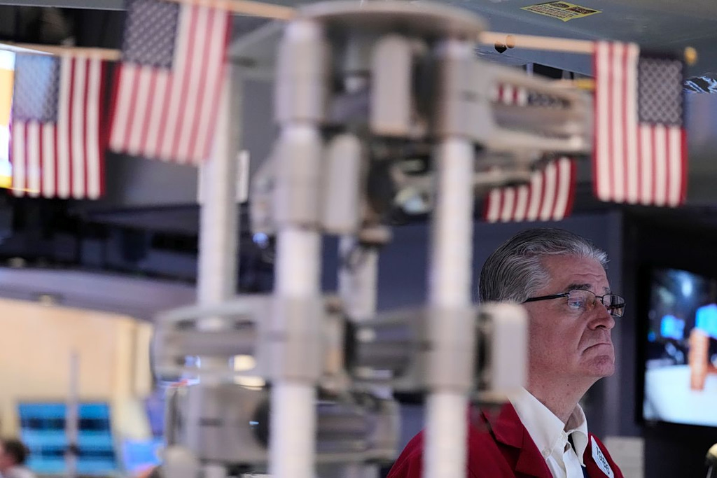 Ντόναλντ Τραμπ: Τα χρυσά στοιχήματα εκατομμυρίων – Πώς κάποιοι πλούτισαν πριν τις ανακοινώσεις του