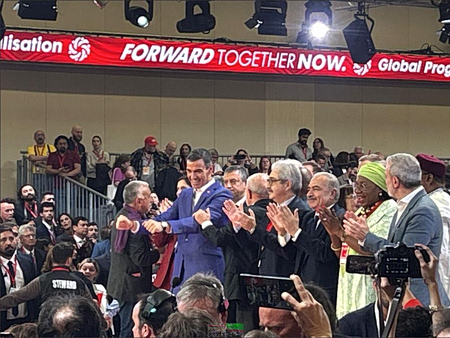 Σοσιαλιστική Διεθνής:  Το παρασκήνιο, ποιοι πήγαν, τι συζητήθηκε πίσω από κλειστές πόρτες