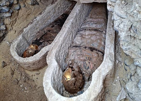 Μούμια στην Αίγυπτο έκρυβε απόσπασμα της Ιλιάδας: Η ανακάλυψη που αιφνιδιάζει τους αρχαιολόγους