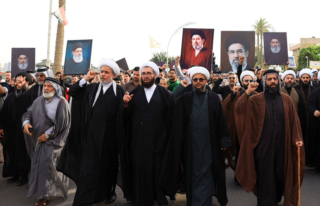 Οι ΗΠΑ μπλοκάρουν τις αποστολές δολαρίων στο Ιράκ για να πιεστούν οι φιλοϊρανικές πολιτοφυλακές