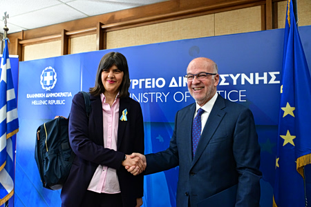 Συνάντηση Κοβέσι – Φλωρίδη: Τι είπαν, τι έθεσε η ευρωπαία εισαγγελέας