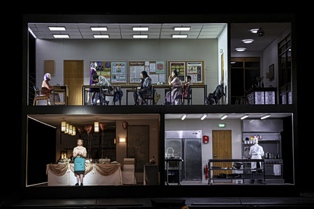 «Αθωότητα» στην εποχή της ένοπλης βίας