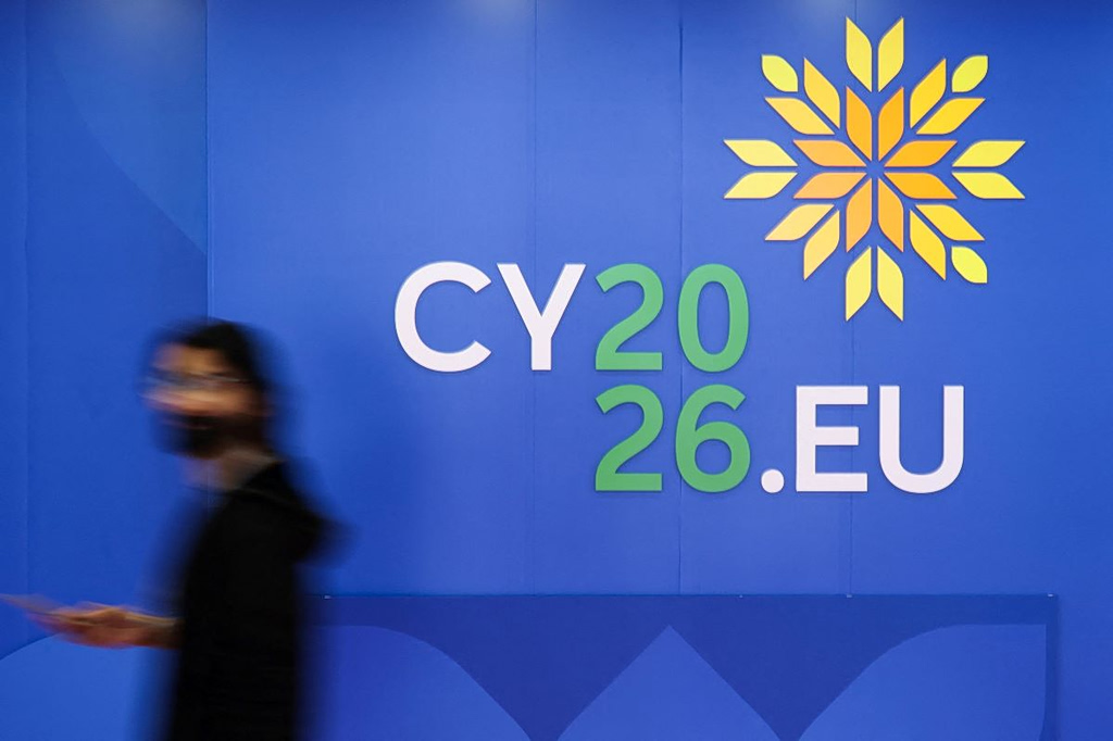 Διπλό μήνυμα Βρυξελλών από Κύπρο: 90 δισ. ευρώ για την Ουκρανία και νέες κυρώσεις στη Ρωσία