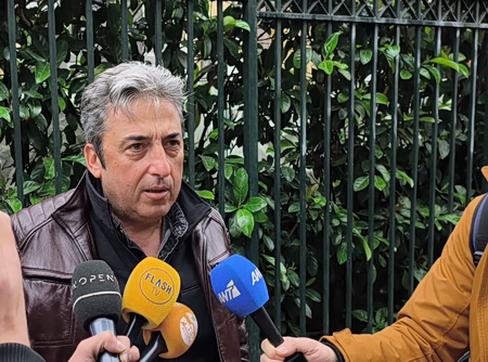 Ασλανίδης - Τέμπη: «Η αλήθεια σταμάτησε έξω από το ελληνικό κοινοβούλιο, προσβάλουν τη μνήμη των νεκρών»