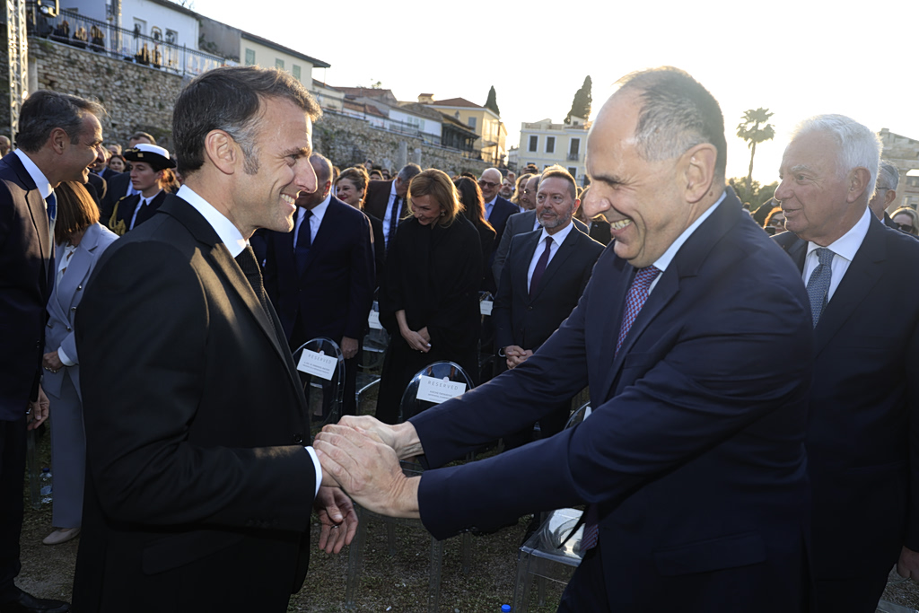 Το γεύμα Γεραπετρίτη στους Γάλλους