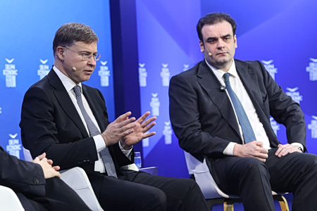 Delphi Forum- Πιερρακάκης: Δημοσιονομικό φρένο, το σχέδιο για το ράλι τιμών