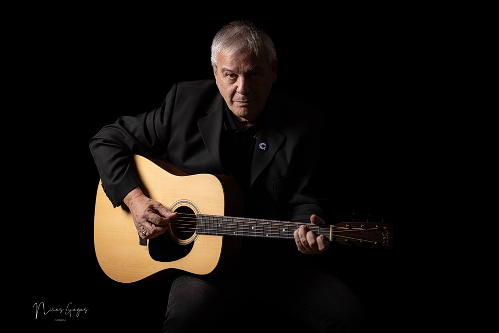 Ο Γιώργος Δημητριάδης για τις μεγάλες του στιγμές, το ροκ σήμερα και την Τεχνητή Νοημοσύνη