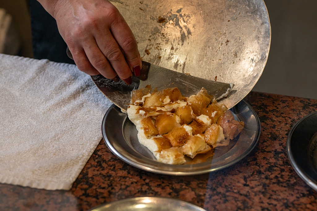 Στα Χανιά βρίσκεις την πιο ξεχωριστή μπουγάτσα όλης της Ελλάδας