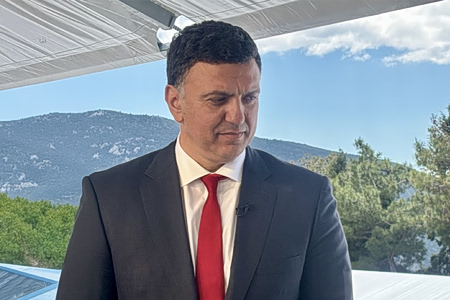 Delphi Economic Forum XI 2026 – Κικίλιας: Ο πόλεμος απειλεί την ελληνική ναυτιλία