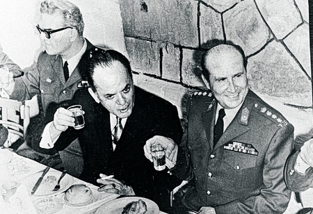 Στο απόσπασμα