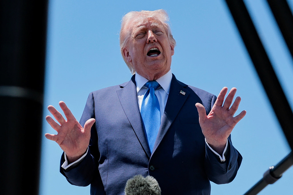 Τραμπ κατά Τεχεράνης: «Κανείς δεν ξέρει ποιος κυβερνά» – Το Ιράν αμφισβητεί τη «σοβαρότητα» της διπλωματίας των ΗΠΑ