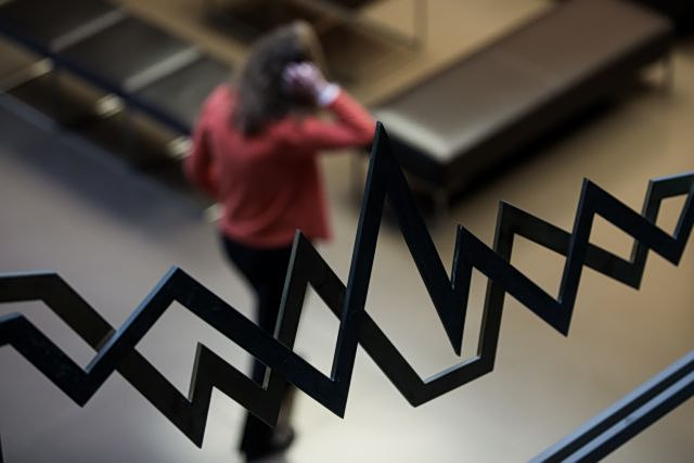 Χρηματιστήριο Αθηνών: Η μάχη των «μεγάλων» για μια θέση στην ελίτ των αγορών