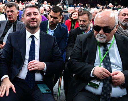 ΠαΣοΚ: Βαρδακαστάνης γραμματέας – Αυτή είναι η σύνθεση του Πολιτικού Συμβουλίου, τα ονόματα