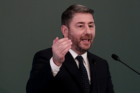 Ανδρουλάκης: «Τον Μπομπ Ντίλαν τον ακούγαμε όλοι μας, ο κ. Ντίλιαν ήθελε να μας ακούει όλους»