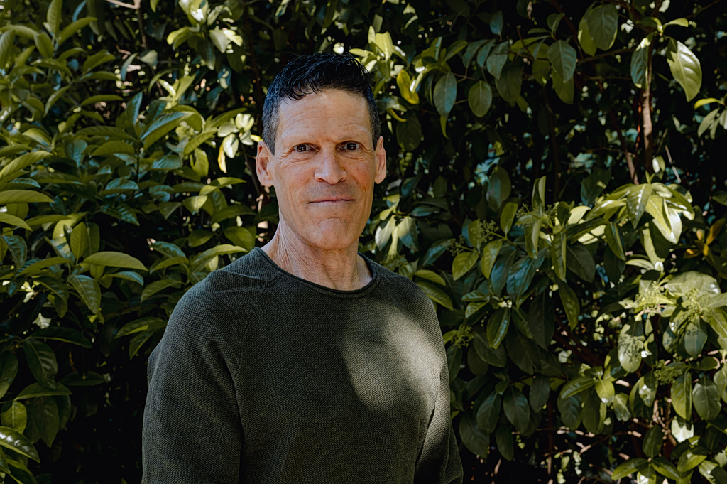 Ντιν Καρνάζης: Ο άνθρωπος που έτρεξε 50 μαραθωνίους σε 50 ημέρες