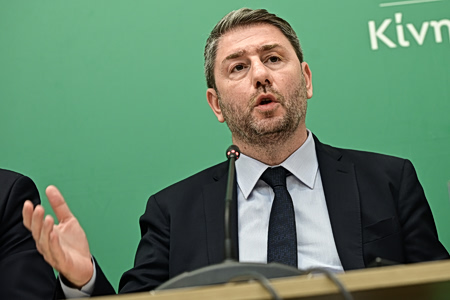 Ανδρουλάκης: «Μαζί βάζουμε τέλος στον κατήφορο – Όχι πια στο όνομά μας η παρακμή των θεσμών»