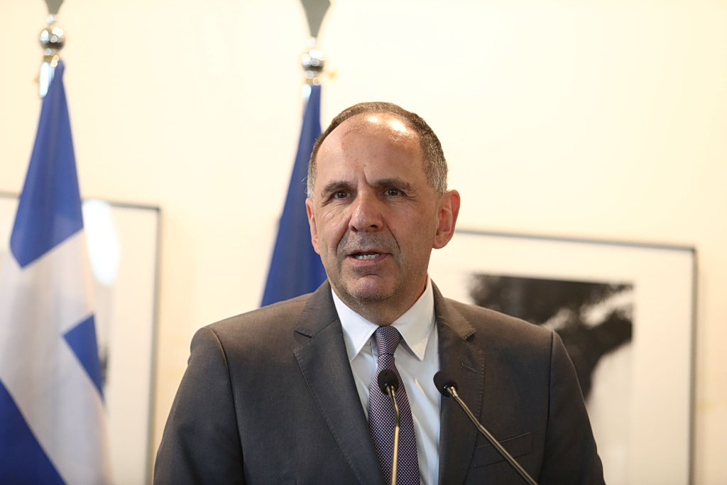 Γεραπετρίτης από Λιβύη: «Επισπέυδουμε τις συζητήσεις για οριοθέτηση υφαλοκρηπίδας και ΑΟΖ»