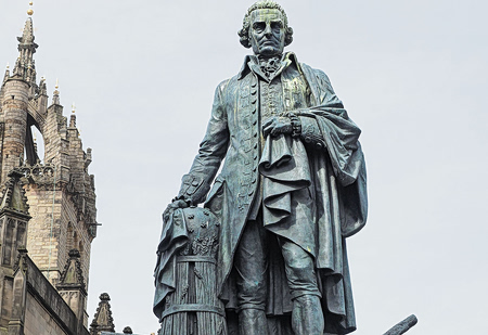 Ο Adam Smith και η διαχρονική σημασία του Πλούτου των Εθνών