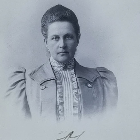 Βασίλισσα Όλγα: Η ιστορία της γυναίκας πίσω από την ιστορική λεωφόρο